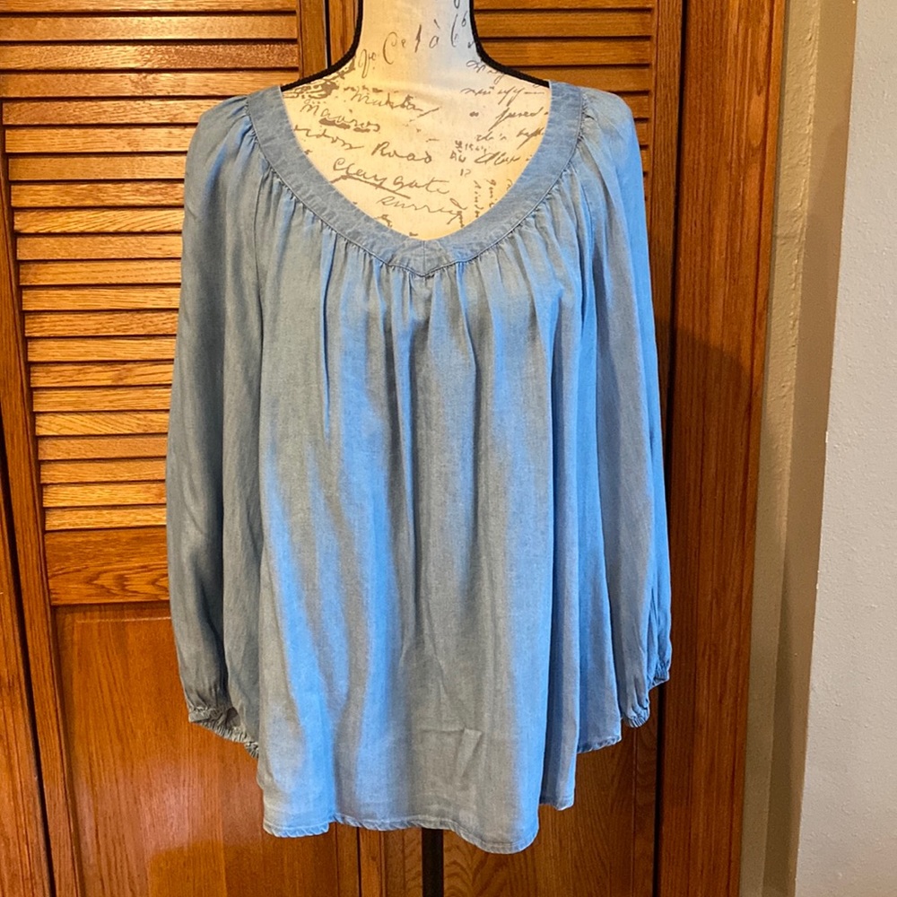 Denim chambray top